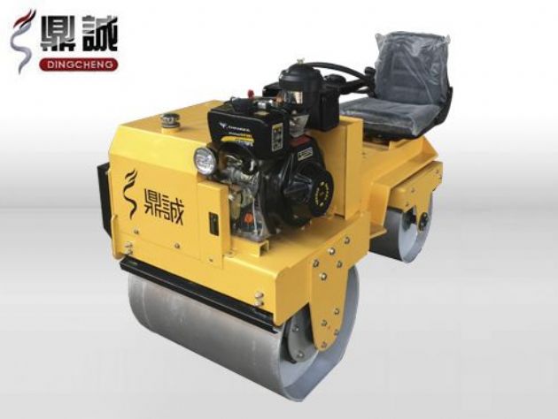 点击查看详细信息<br>标题：DC850C座驾式压路机 阅读次数：15352