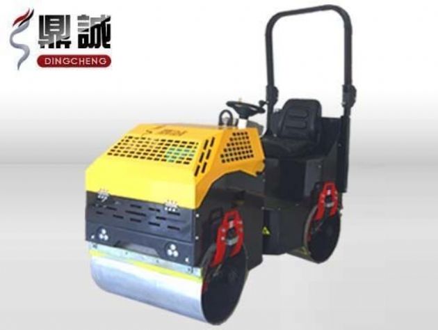点击查看详细信息<br>标题：1吨全液压振动压路机 阅读次数：14422